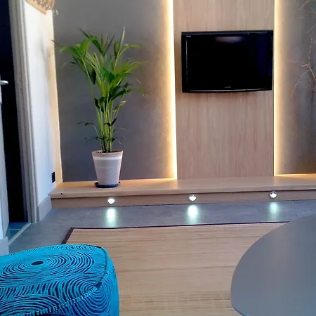 Logis Restaurant Gilles Moreau Hotel