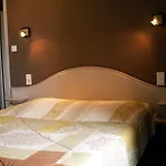 Logis Restaurant Gilles Moreau 3* ラギオール