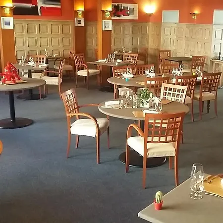 Logis Restaurant Gilles Moreau Отель