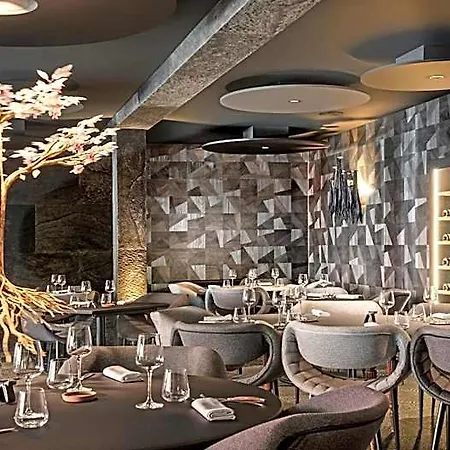 Logis Restaurant Gilles Moreau 3* Laguiole