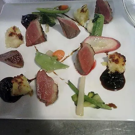 Hotel Logis Restaurant Gilles Moreau 3*