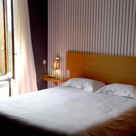 Отель Logis Restaurant Gilles Moreau Лайоль